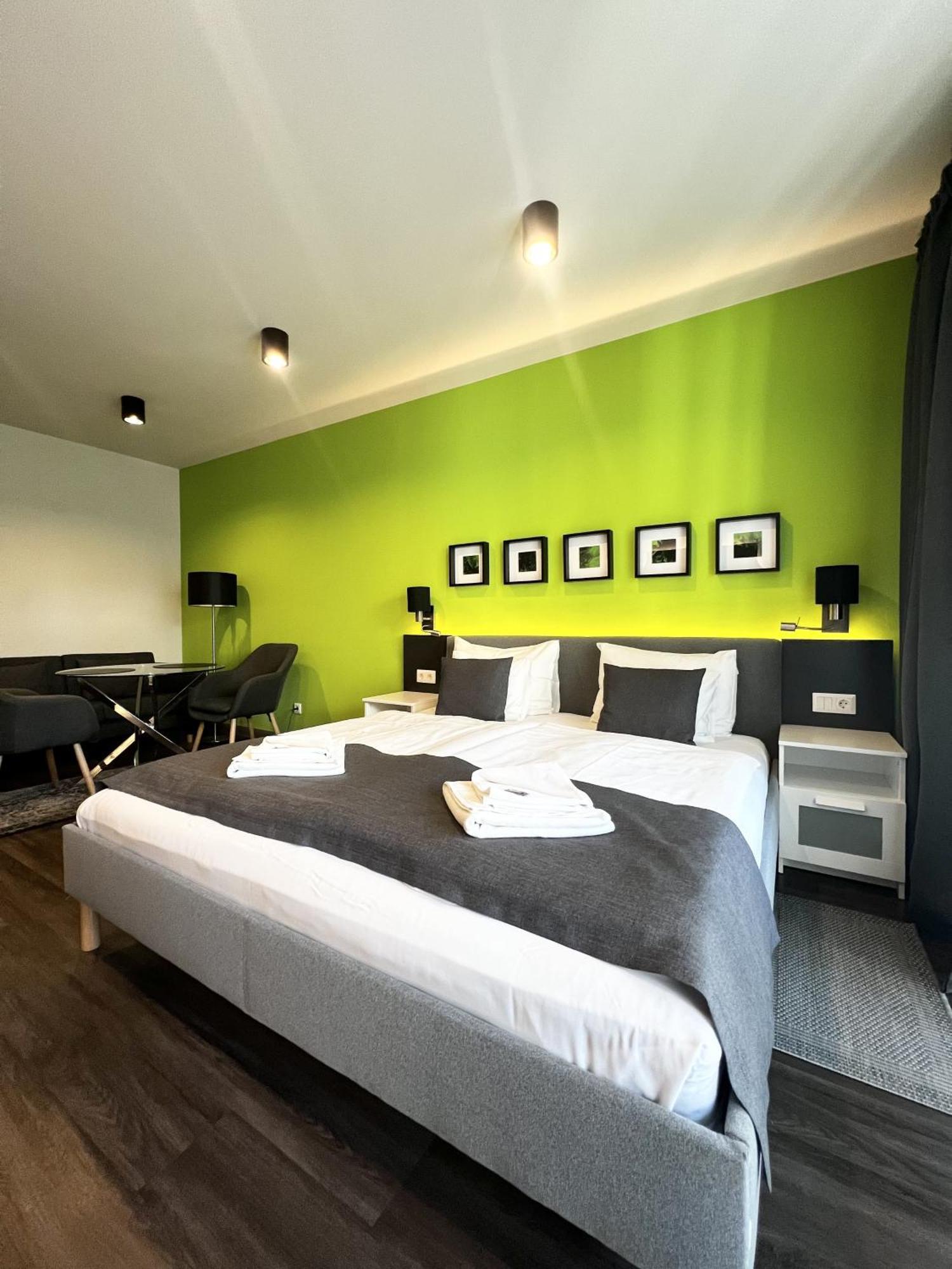 The Riverhouse Aparthotel *